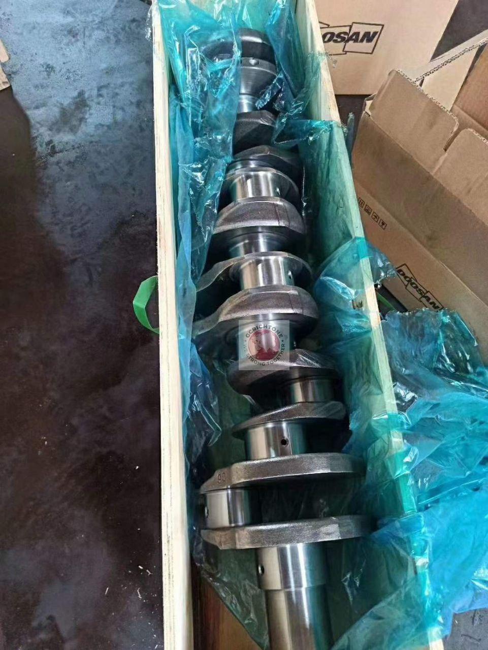 Коленчатый вал коленвал Doosan DE08 65.02101-7540A