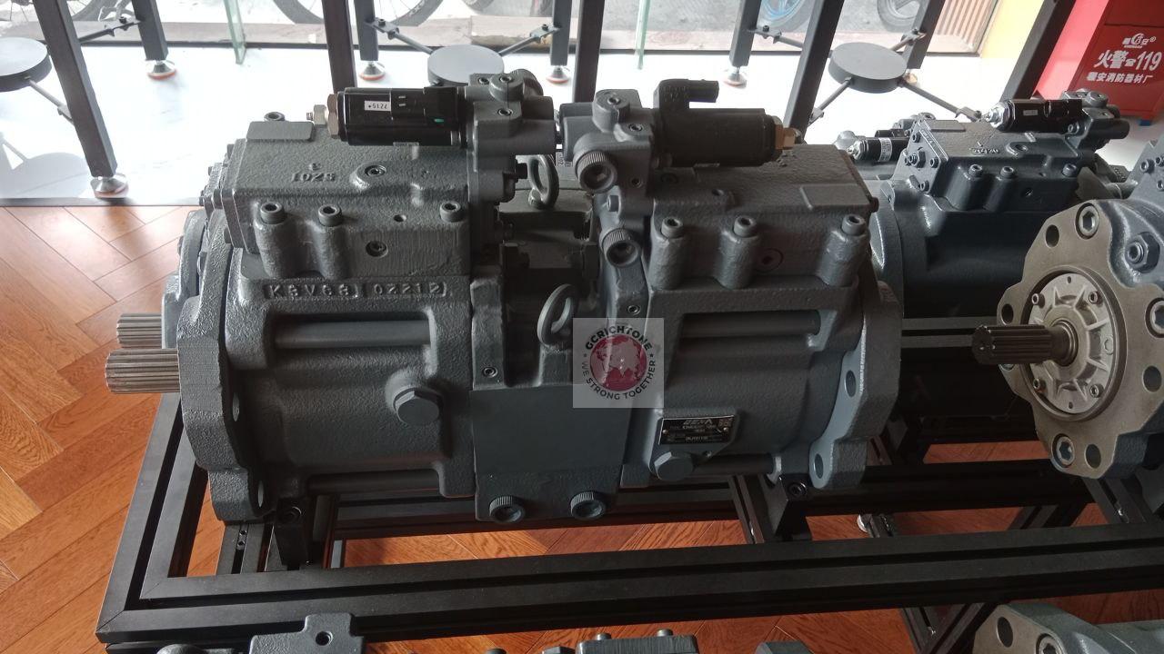 Главный гидравлический насос Kobelco SK135SR K3V63DTP-100R-0E01